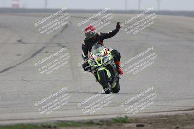 media/Nov-29-2025-TrackDaz (Sat) [[10ae2d9bce]]/B Group/Session 3 (Outside Grapevine)/